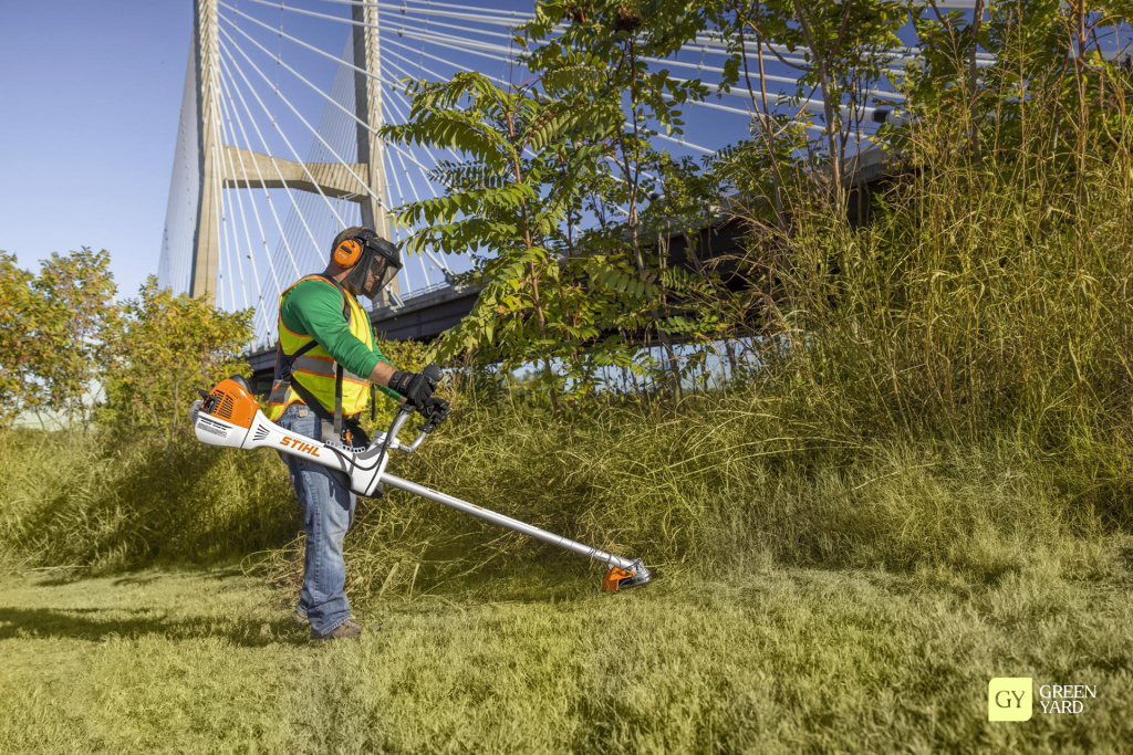 техніка stihl для догляду за ділянкою